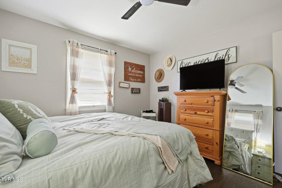 Photo #17: 213 Scott Road