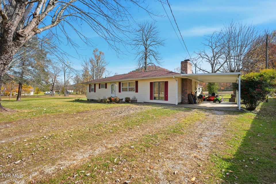 Photo #25: 213 Scott Road