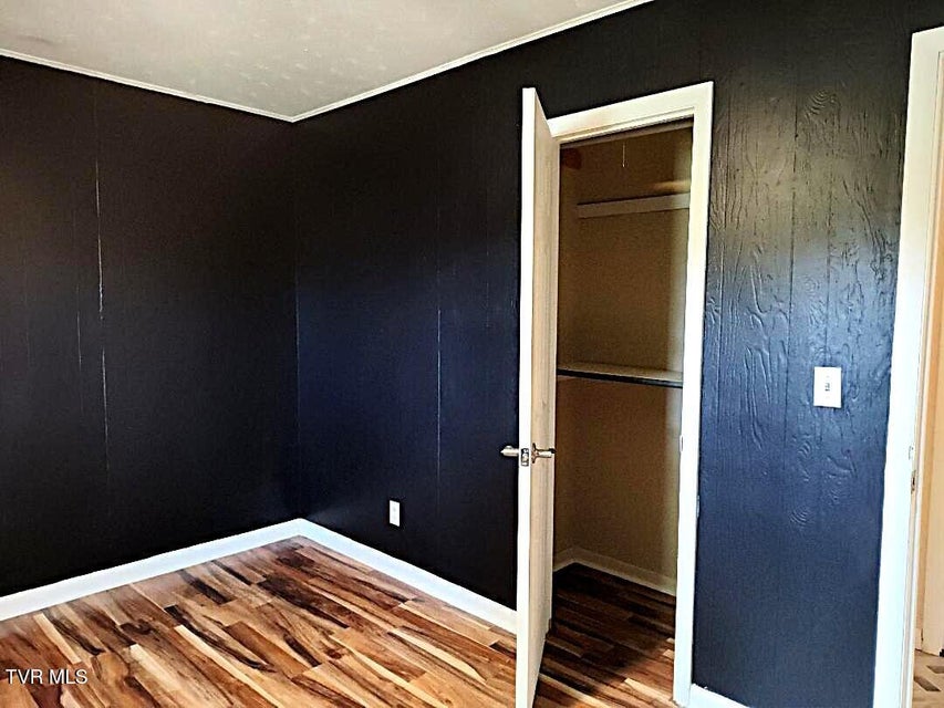 Photo #19: 2805 6th Avenue