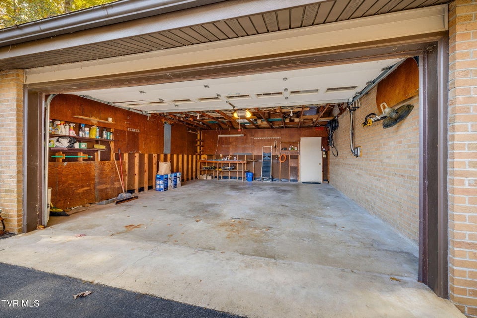 Photo #28: 4422 Rustic Way 