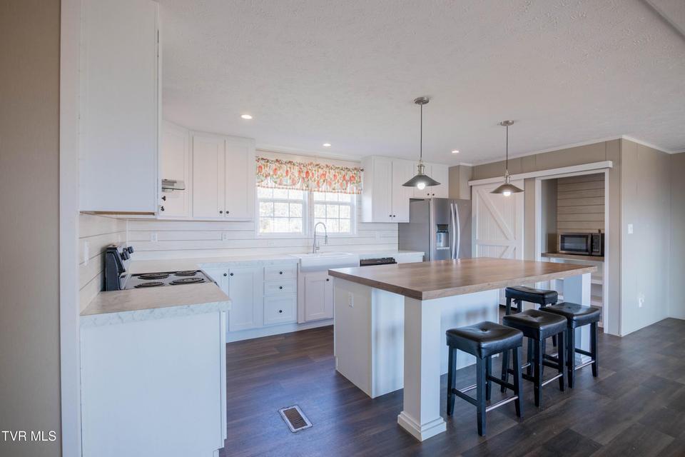 Photo #14: 3507 Chuckey Highway