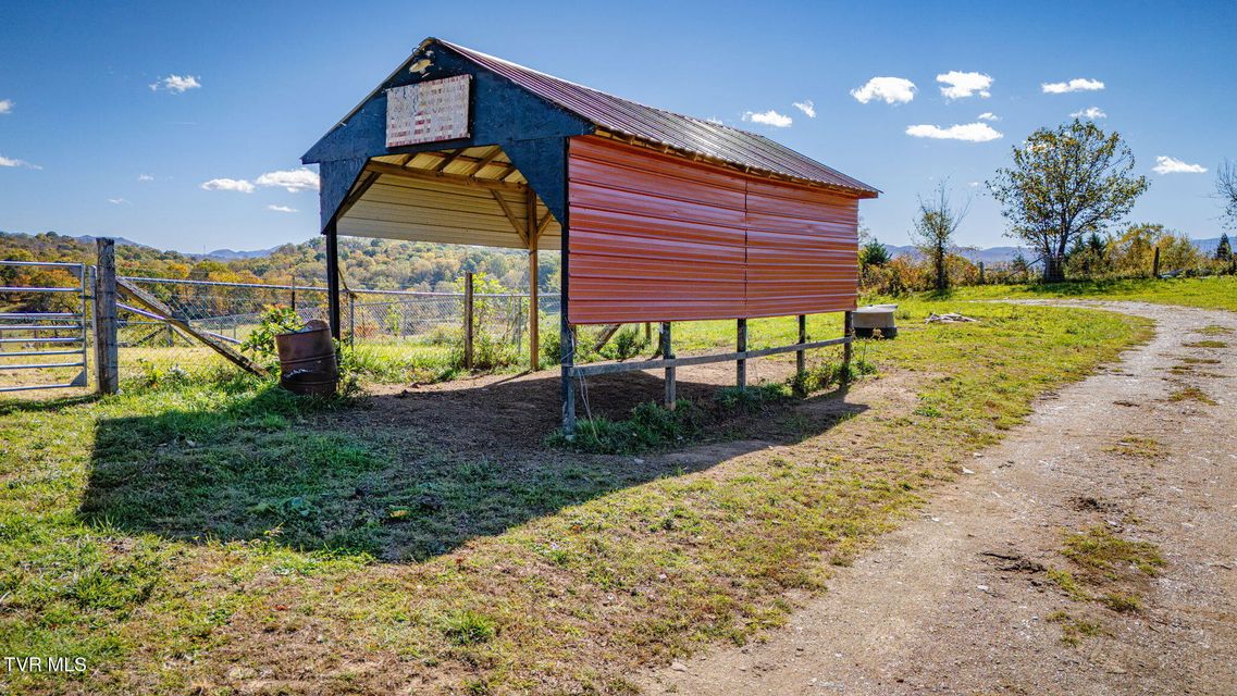 Photo #4: 955 Sycamore Shoals Drive