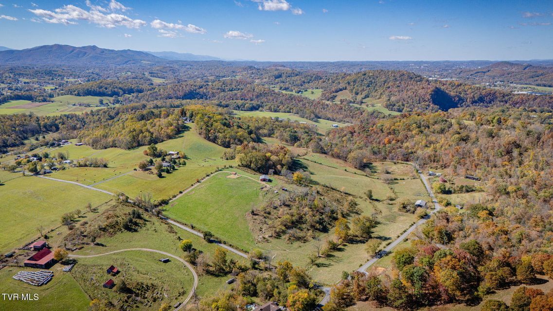 Photo #8: 955 Sycamore Shoals Drive