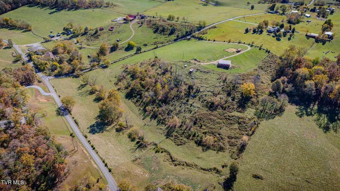 Photo #16: 955 Sycamore Shoals Drive