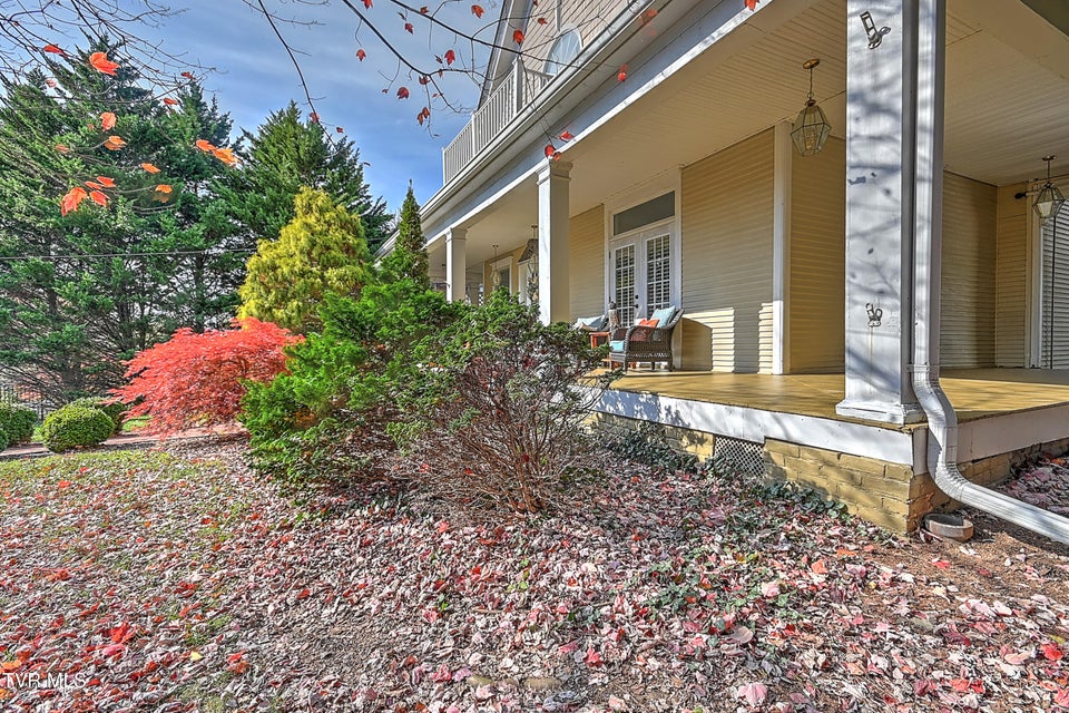 Photo #7: 529 Taylor Street