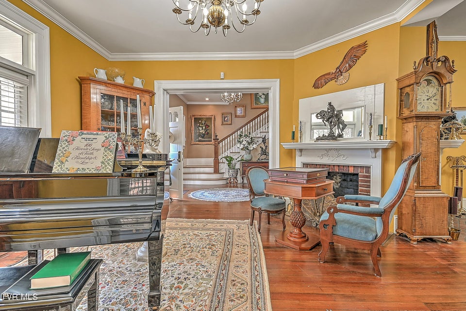 Photo #20: 529 Taylor Street