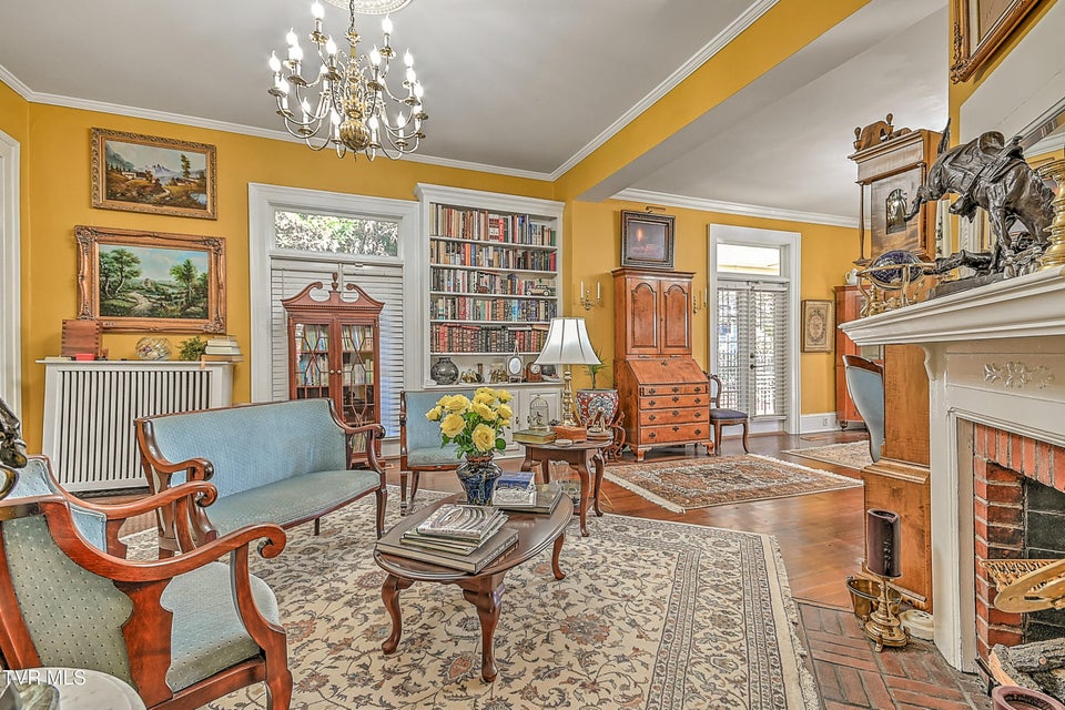 Photo #23: 529 Taylor Street