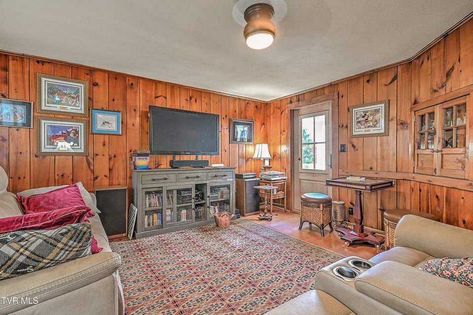 Photo #26: 529 Taylor Street