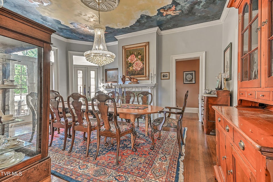 Photo #27: 529 Taylor Street