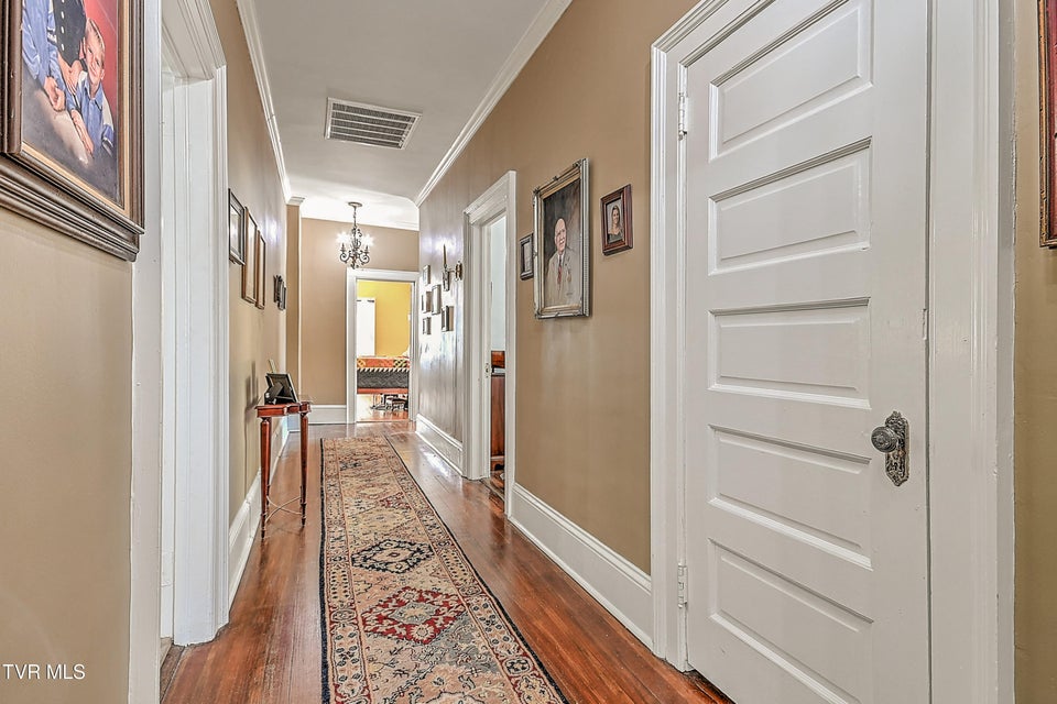 Photo #62: 529 Taylor Street