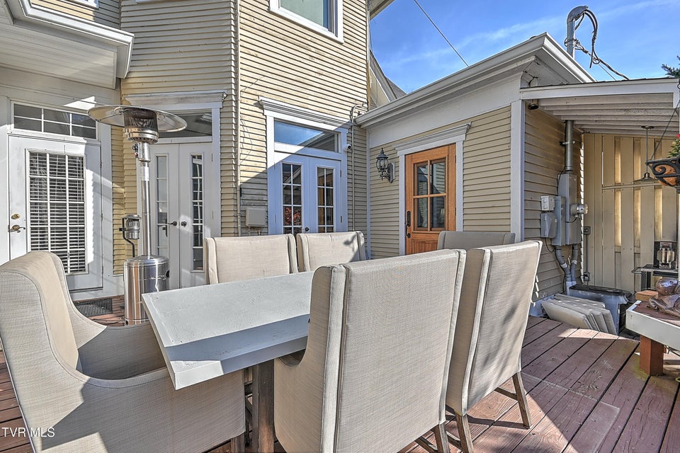 Photo #67: 529 Taylor Street