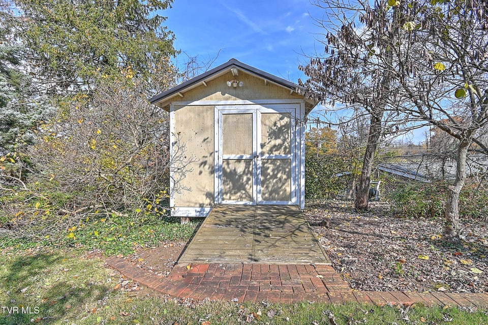 Photo #92: 529 Taylor Street