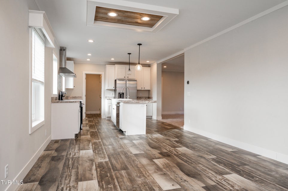 Photo #18: 830 Fairview Avenue