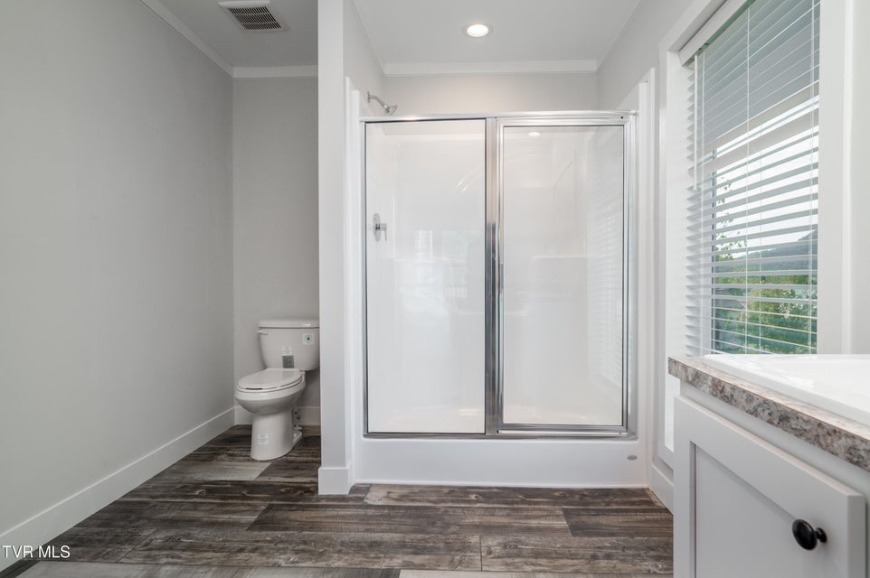 Photo #26: 830 Fairview Avenue