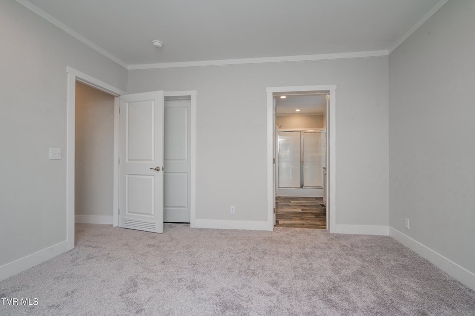 Photo #25: 830 Fairview Avenue