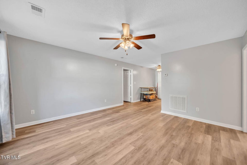 Photo #3: 125 Dean Archer Road