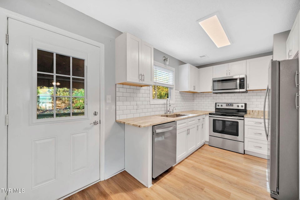 Photo #6: 125 Dean Archer Road