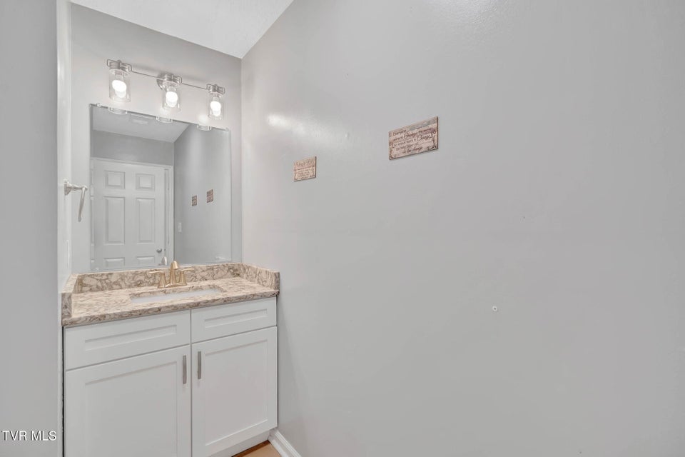 Photo #11: 125 Dean Archer Road