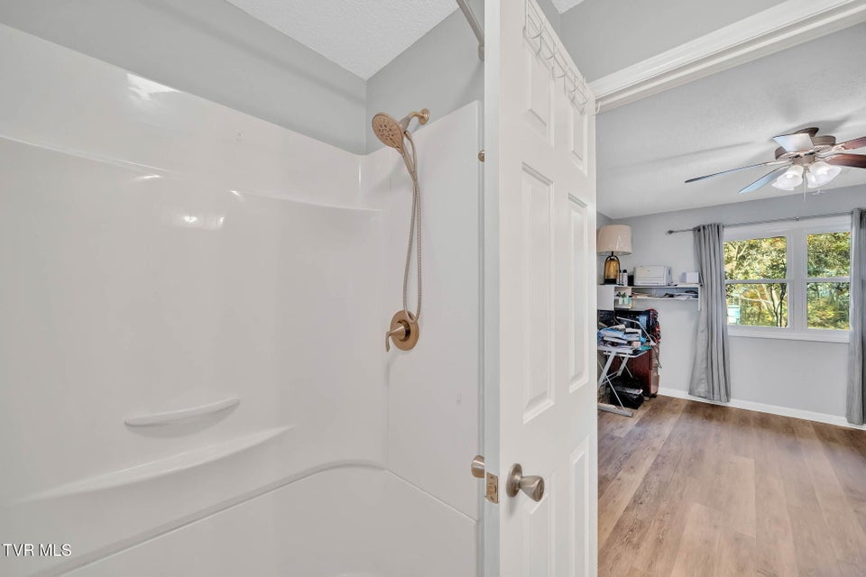 Photo #15: 125 Dean Archer Road