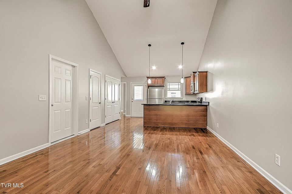 Photo #12: 527 Redstone Drive 