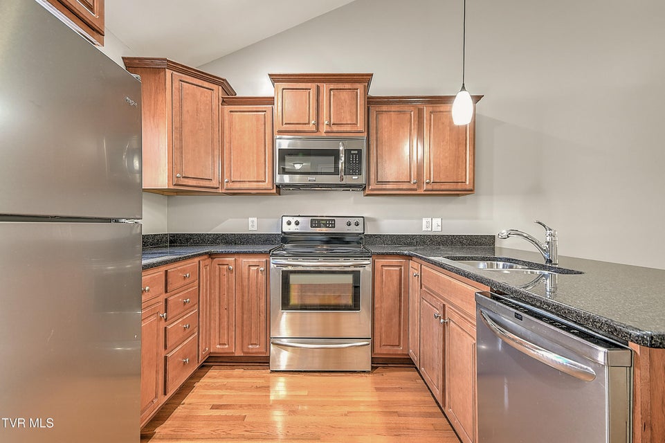 Photo #20: 527 Redstone Drive 