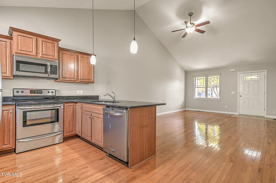 Photo #22: 527 Redstone Drive 