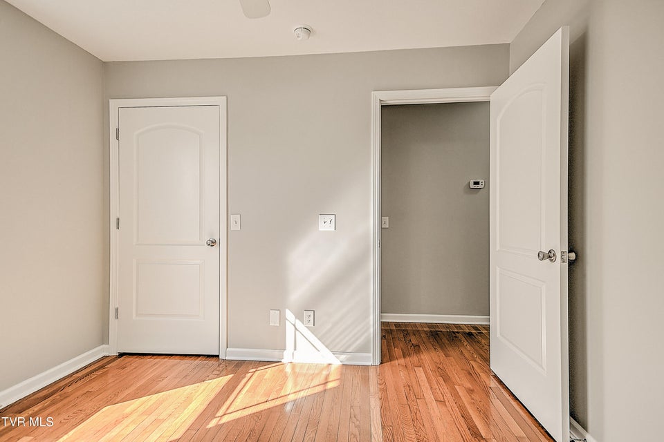 Photo #28: 527 Redstone Drive 