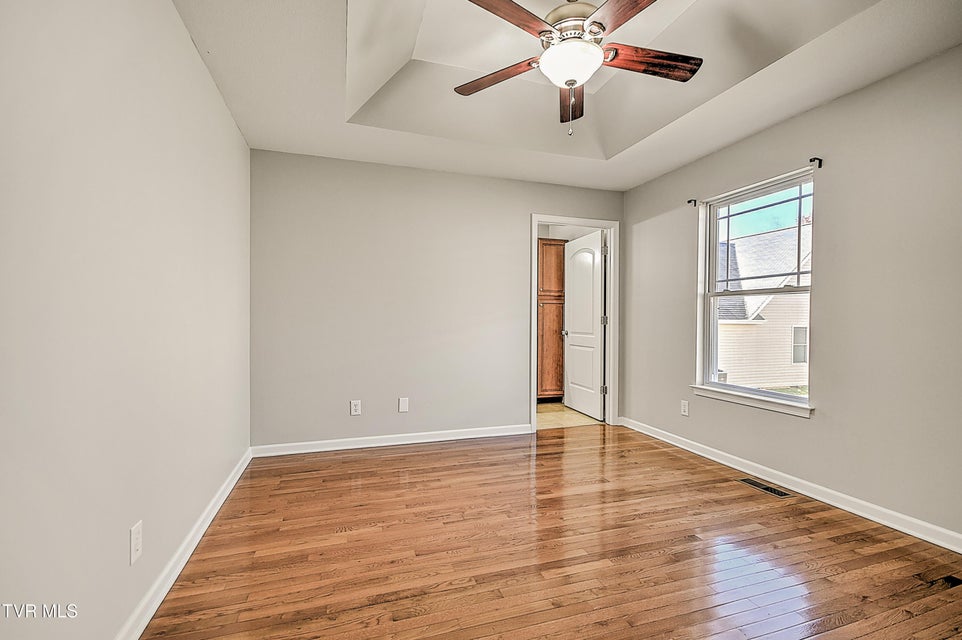 Photo #32: 527 Redstone Drive 