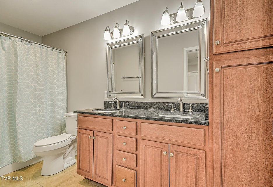 Photo #37: 527 Redstone Drive 