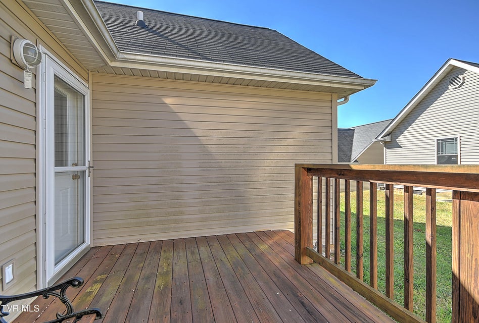 Photo #8: 527 Redstone Drive 