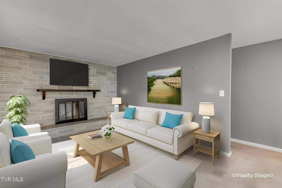 Photo #3: 1735 Charlotte Drive