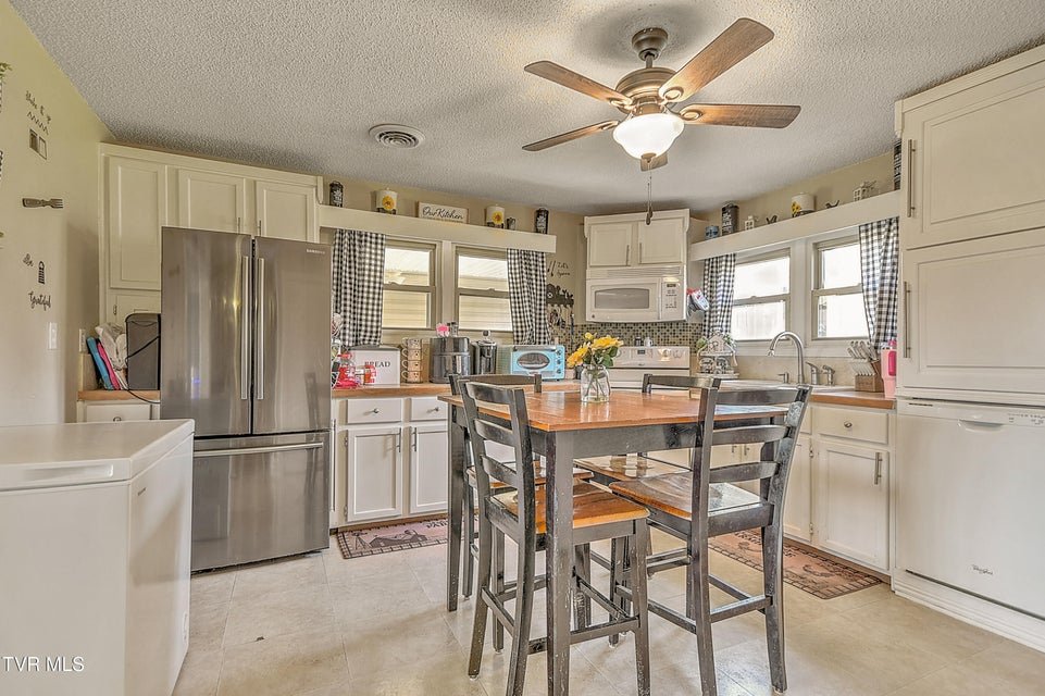 Photo #20: 1801 King College Road