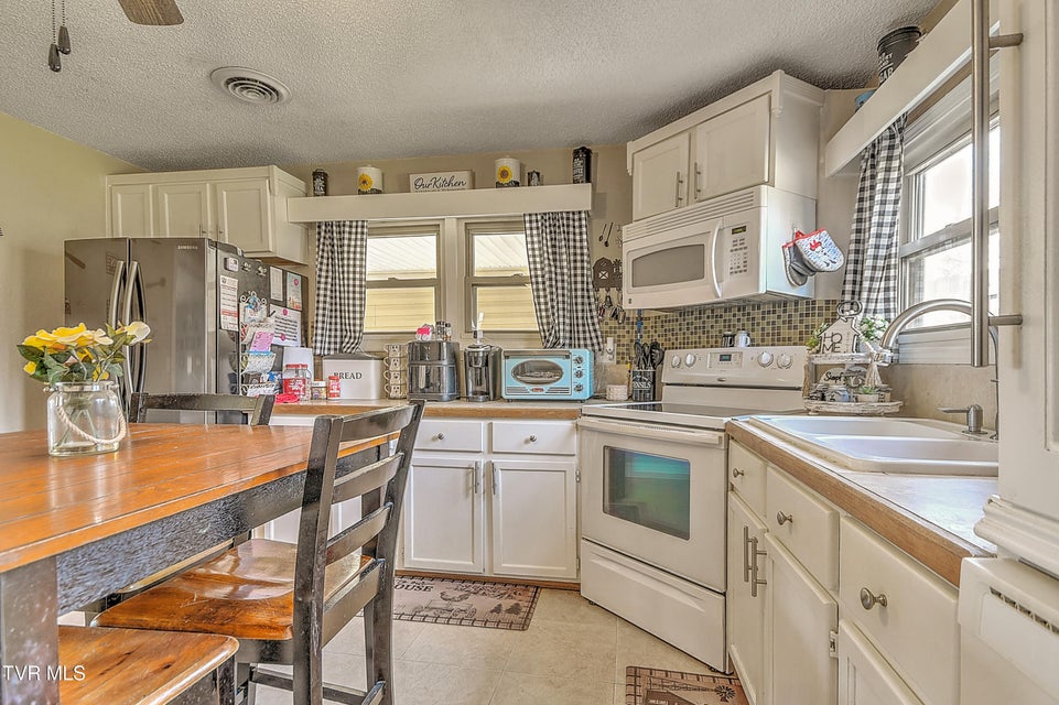 Photo #22: 1801 King College Road