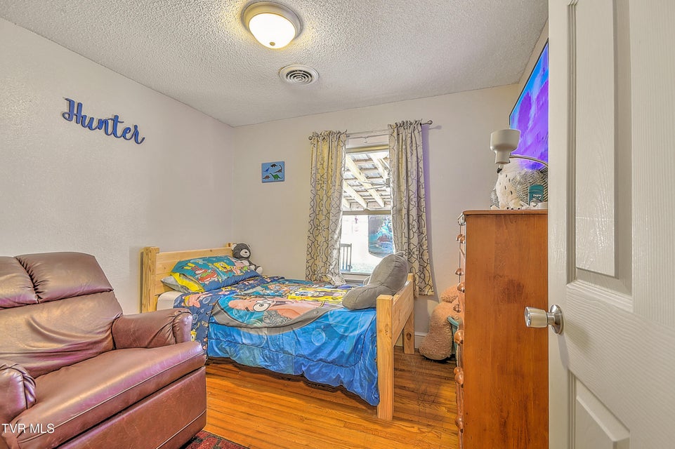 Photo #26: 1801 King College Road