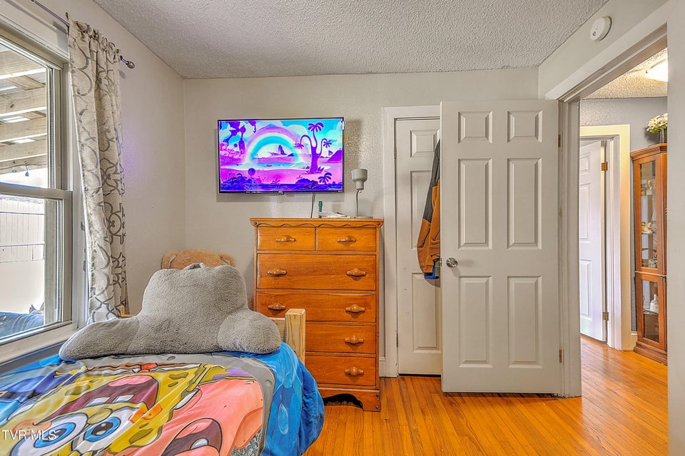 Photo #27: 1801 King College Road