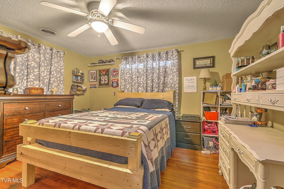 Photo #33: 1801 King College Road