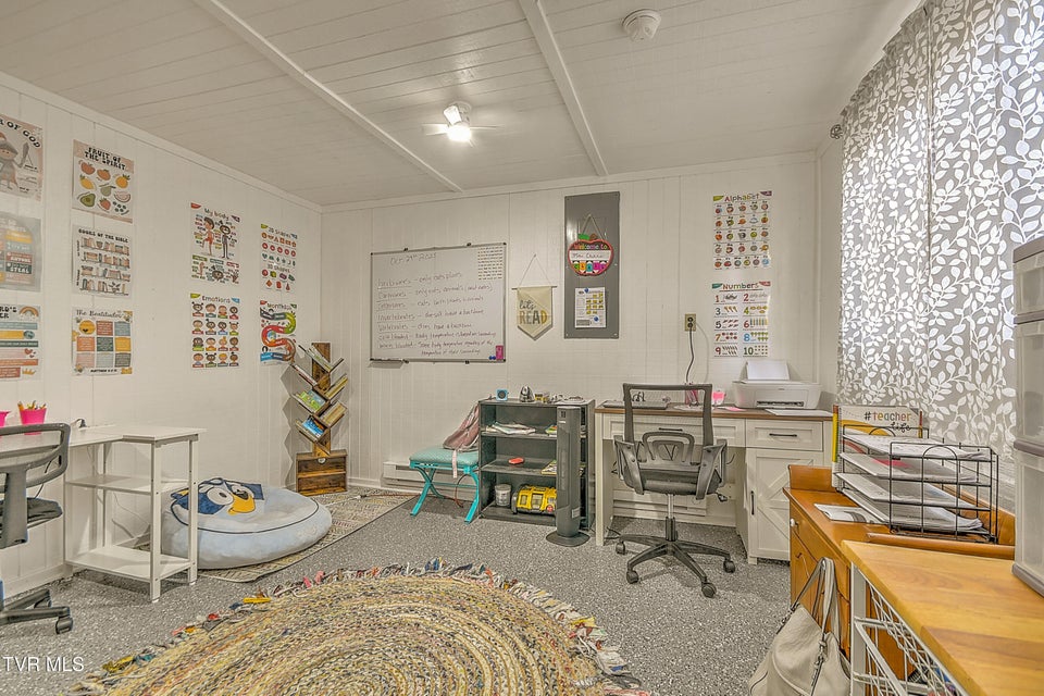 Photo #37: 1801 King College Road