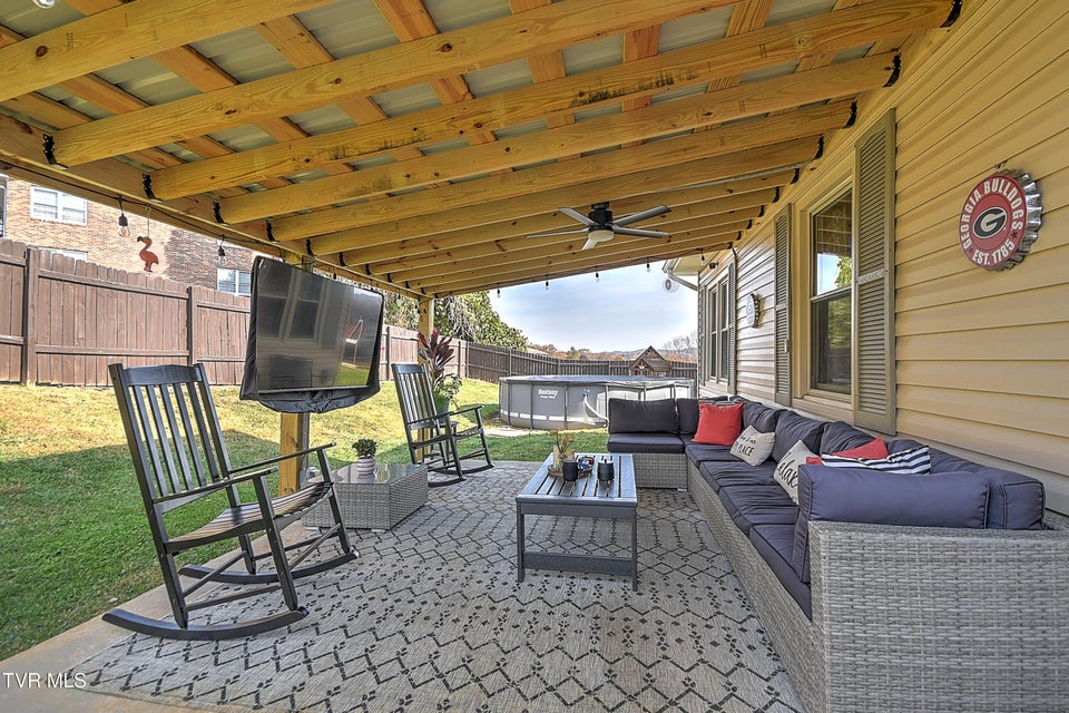 Photo #9: 1801 King College Road