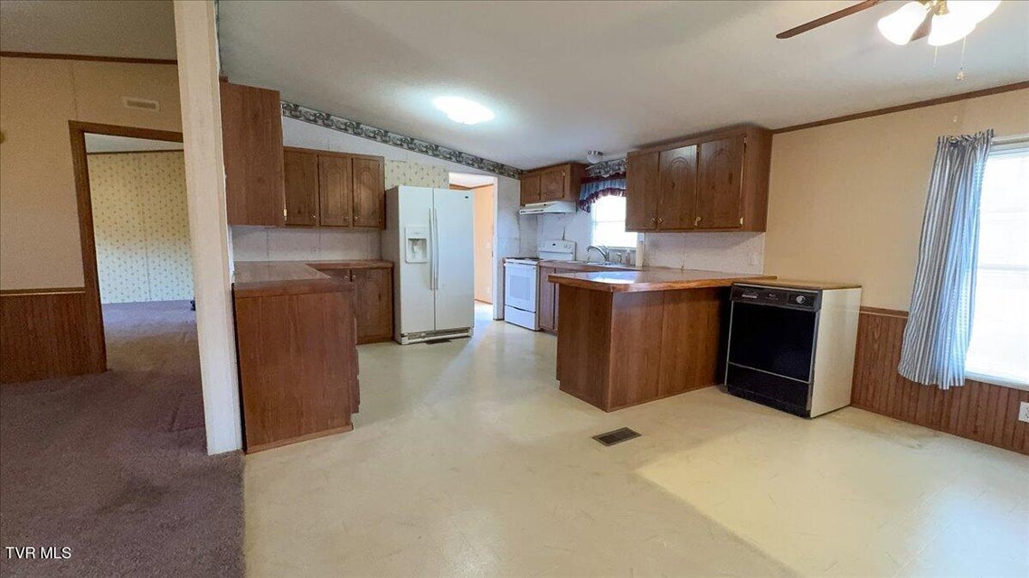 Photo #16: 695 Old Stagecoach Road