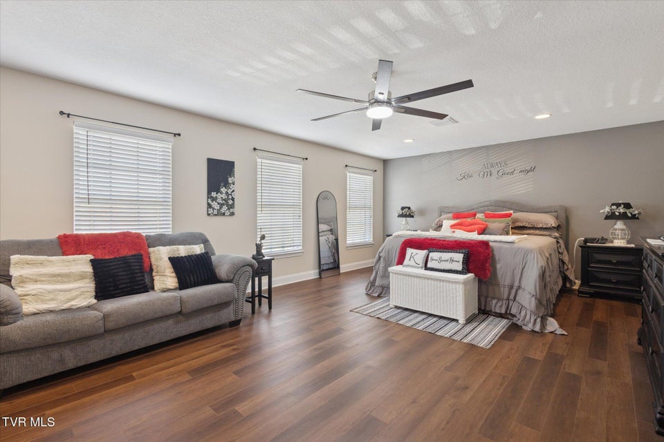 Photo #23: 168 Warrior Falls Drive