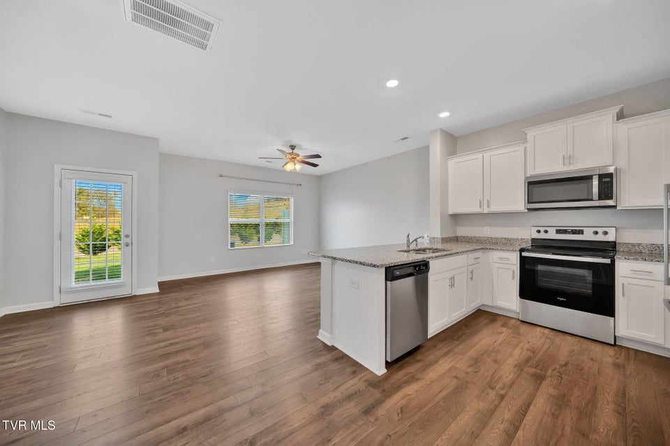 Photo #6: 26 Moon Rock Court Court