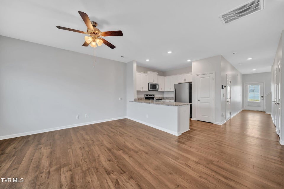 Photo #9: 26 Moon Rock Court Court