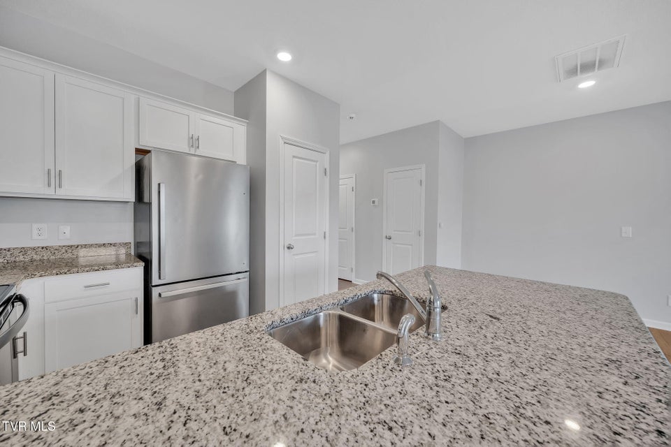 Photo #8: 26 Moon Rock Court Court