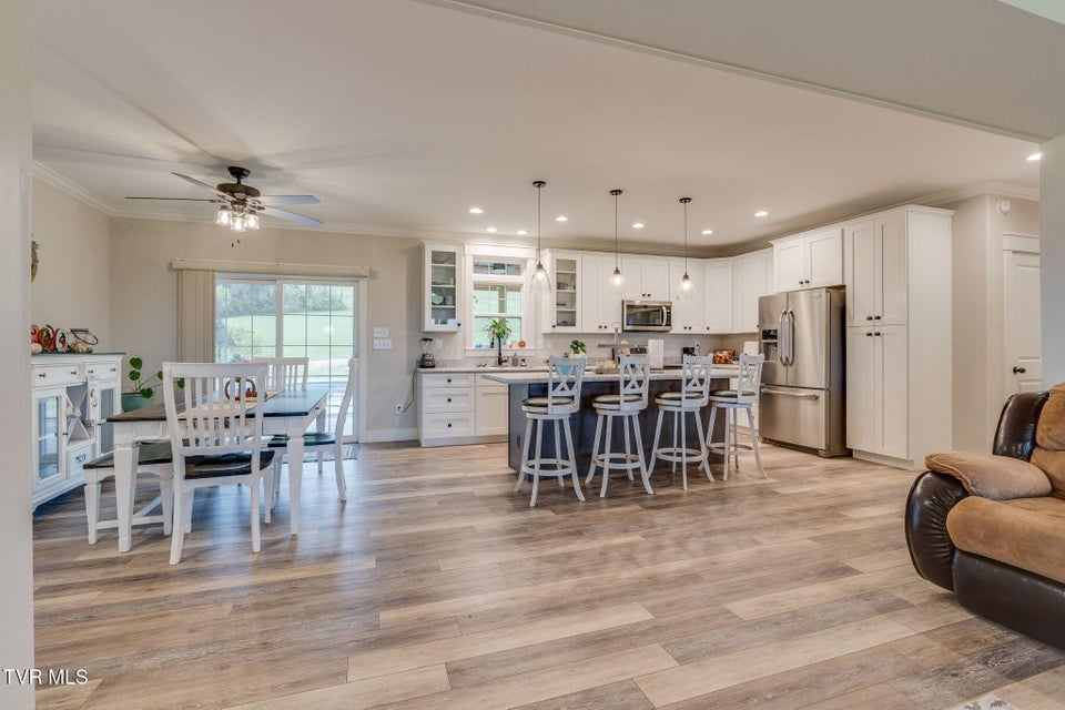 Photo #19: 2188 Highway 75 