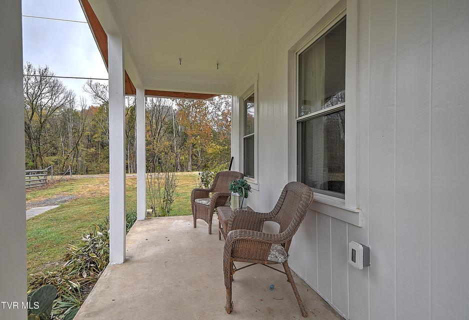 Photo #2: 940 Shipp Street