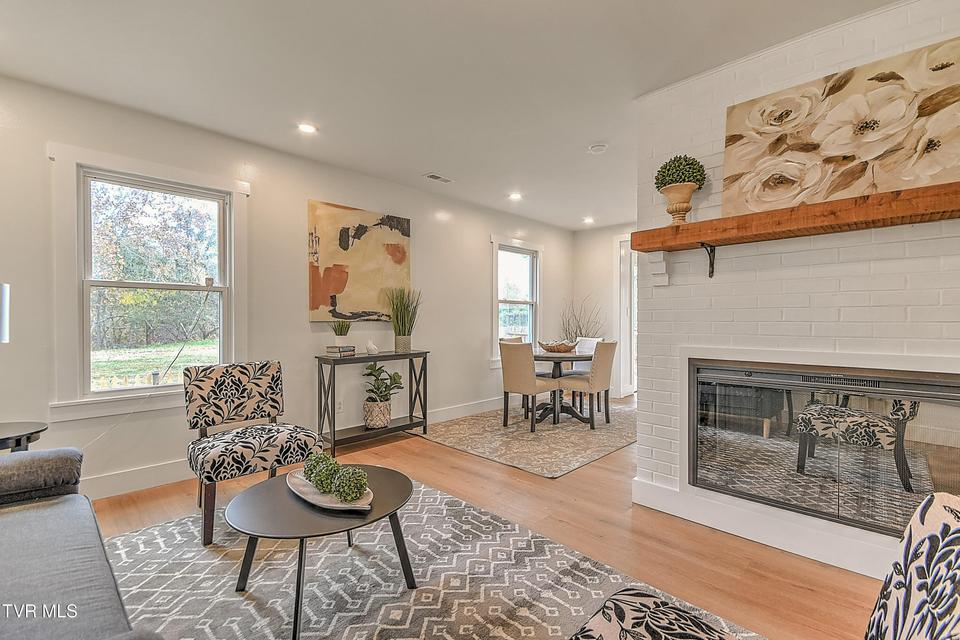 Photo #8: 940 Shipp Street