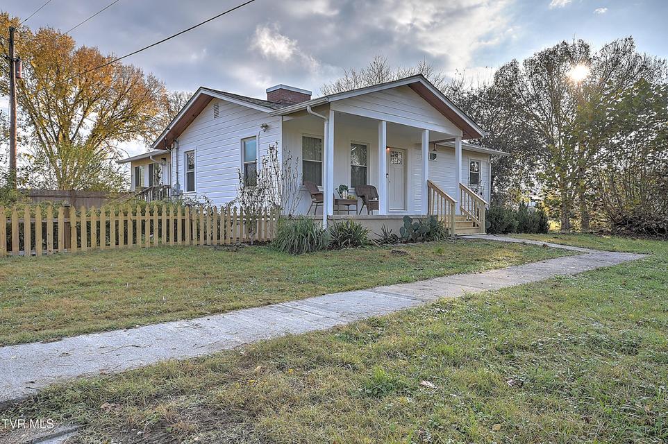 Photo #37: 940 Shipp Street