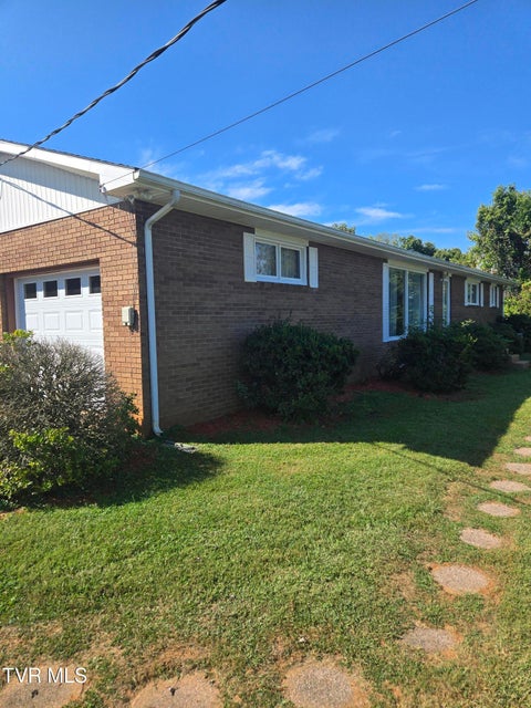 Photo #2: 720 Mohawk Drive