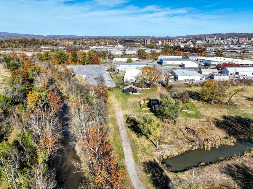 Photo #58: 940 Shipp Street