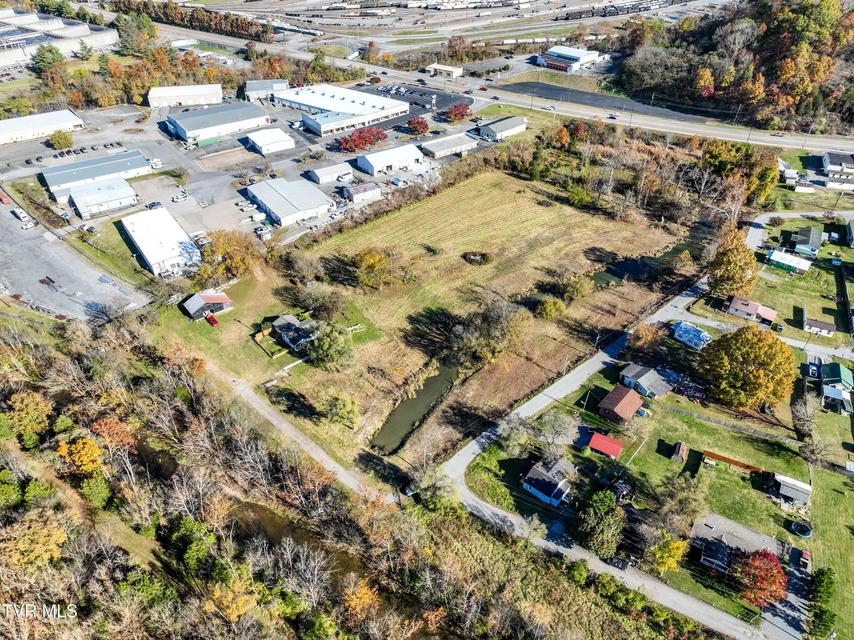 Photo #65: 940 Shipp Street